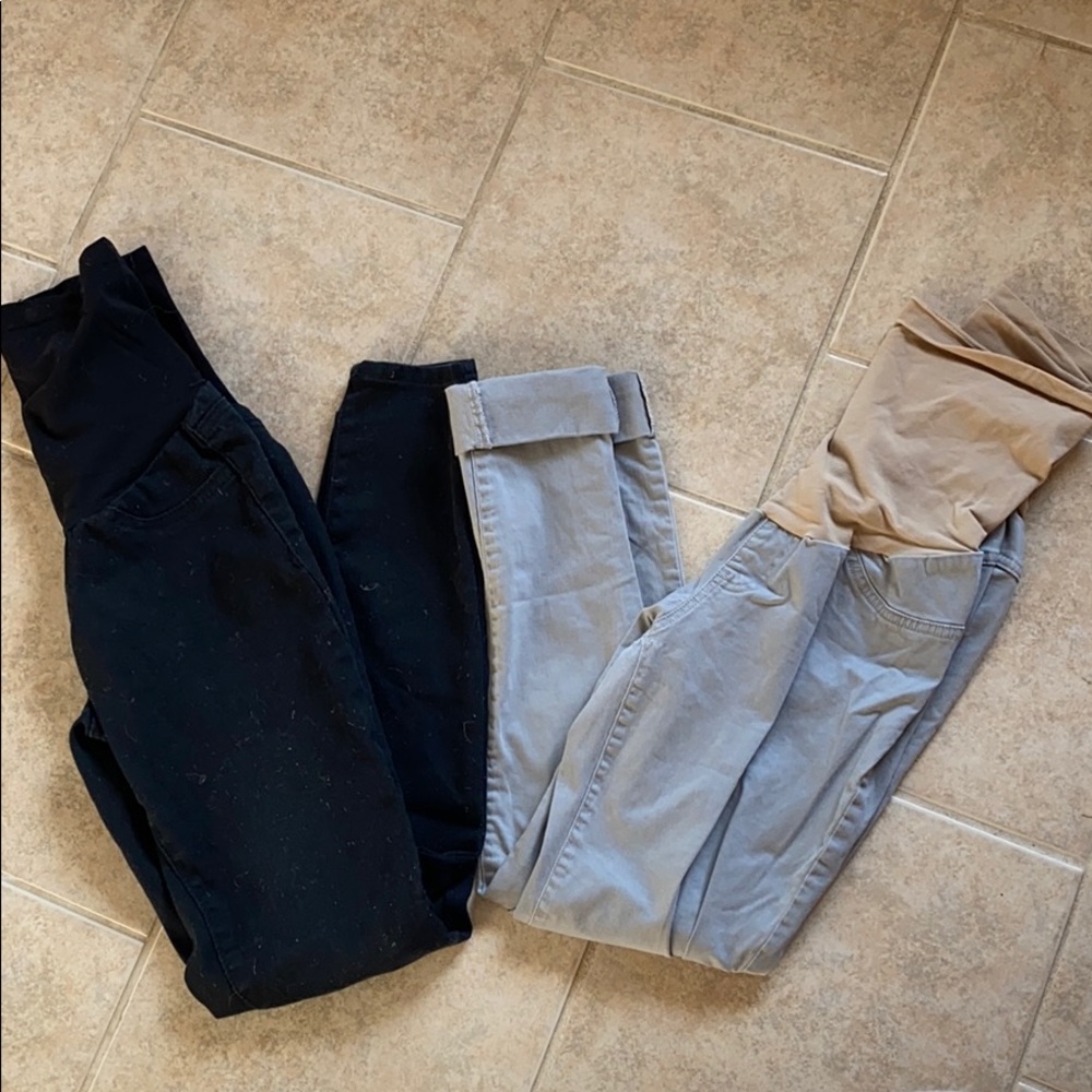 One gray, one black maternity pants! Barely worn.